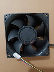 Nidec V92E12BUA7-57 E02 9038 9238 12V 3.24A 4-wire cooling fan
