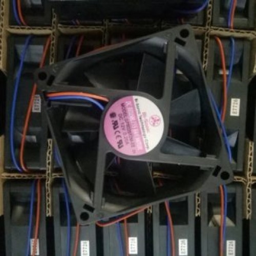 BI-SONIC SP802512M-03 DC 12V 0.20A 2-Wire Server Round Fan BI-SONIC SP802512M-03 DC 12V 0.20A 2-Wire Server Round Fan