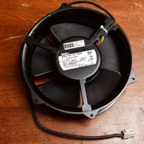 Nidec BKV 301 216/156 Y17L54BS1AA5-09E02 4800 RPM 54.5V DC fan Nidec BKV 301 216/156 Y17L54BS1AA5-09E02 4800 RPM 54.5V DC fan