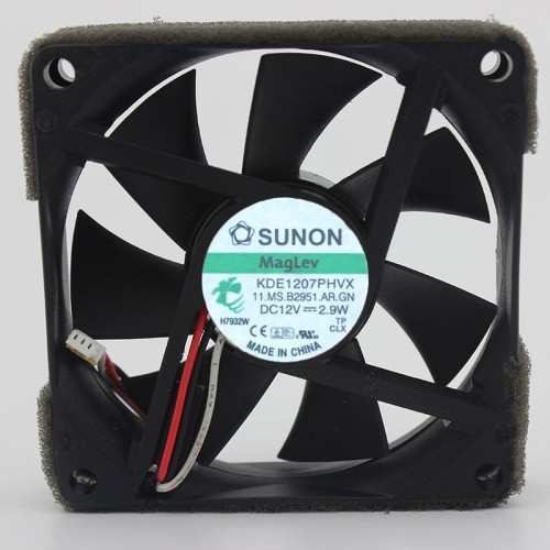 SUNON KDE17PHVX 12V 2.9W 7CM 7015 3-wire cooling fan SUNON KDE17PHVX 12V 2.9W 7CM 7015 3-wire cooling fan