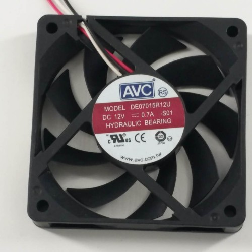 AVC DE07015R12U DC 12V 0.7A 7CM 70*70*15mm 4 Wires Cooling Fan AVC DE07015R12U DC 12V 0.7A 7CM 70*70*15mm 4 Wires Cooling Fan